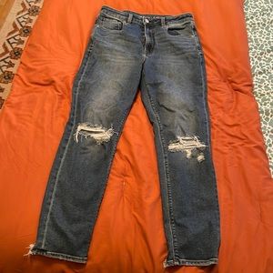 Dark wash American Eagle distressed mom jeans